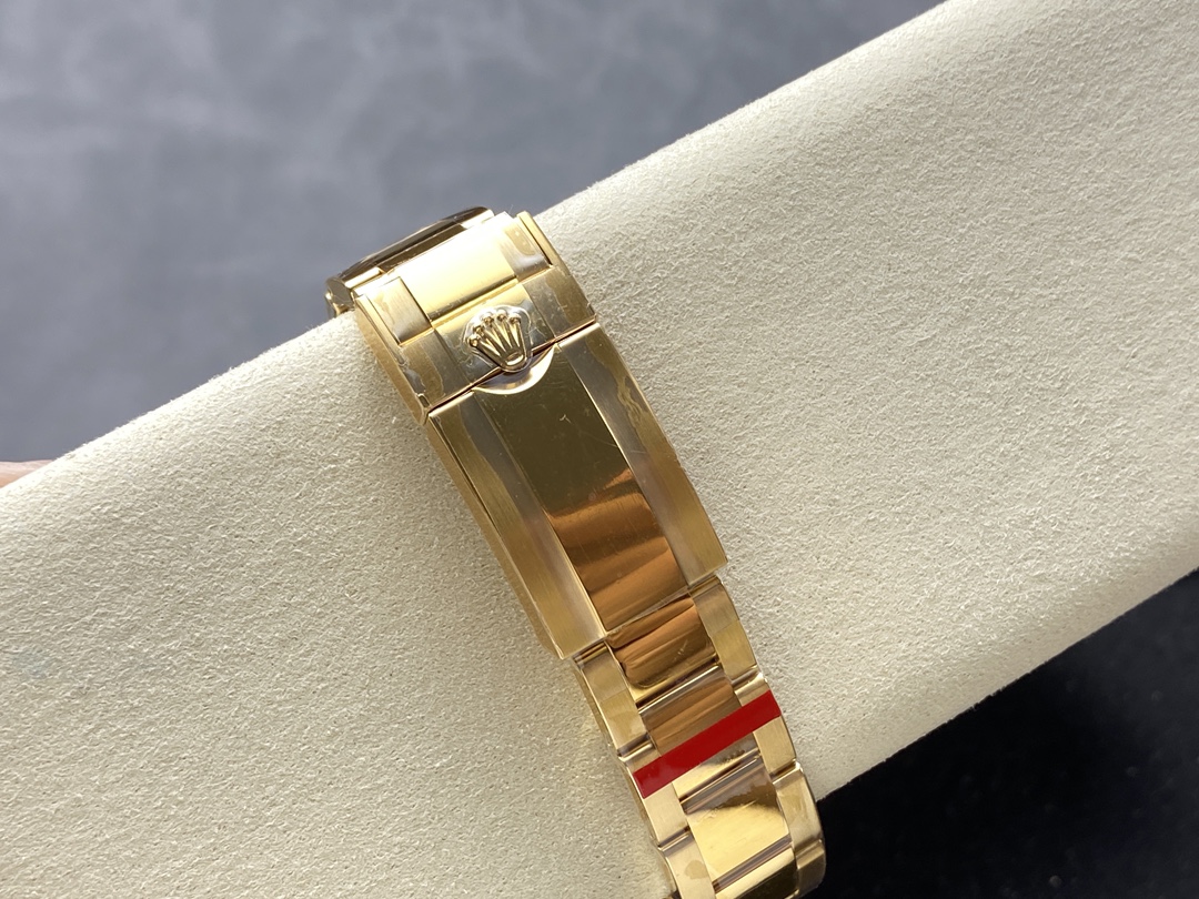 Rolex Daytona 116508 Yellow Gold Green Index Dial 40MM Mens Replica Watch