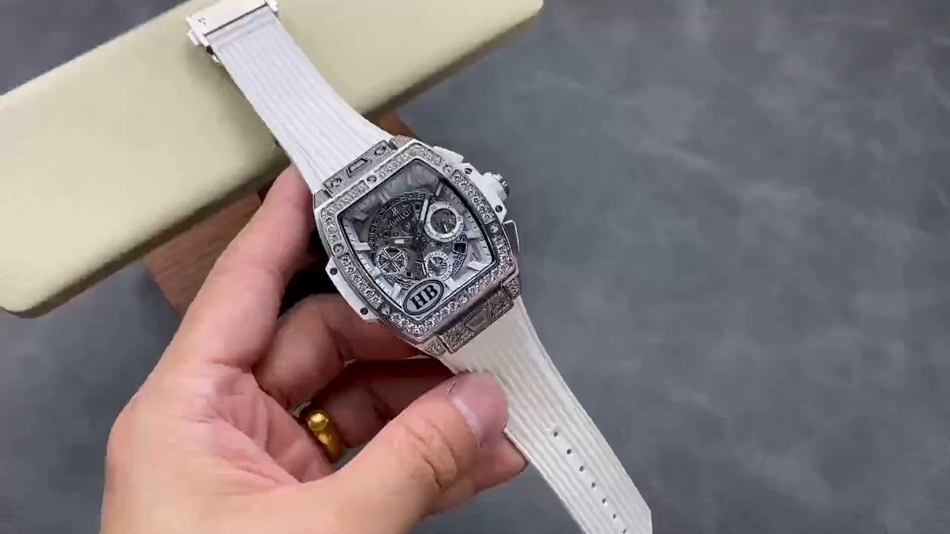 Hublot Spirit of Big Bang Titanium 642.NE.2010.RW.1604