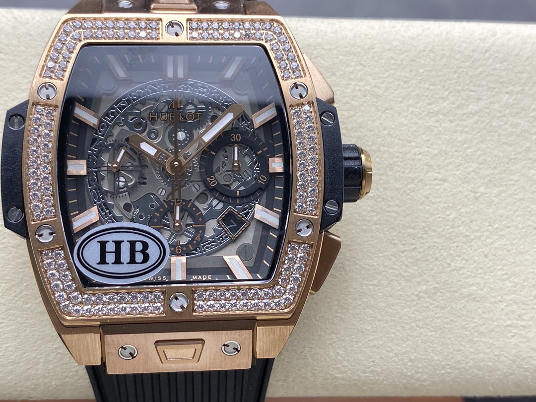 Hublot Spirit of Big Bang King Gold Diamonds 42 mm 642.OX.0180.RX.1104