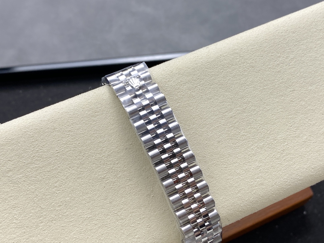 Rolex Datejust 31mm Stainless Steel 278274 0018 Mint Green Index Jubilee