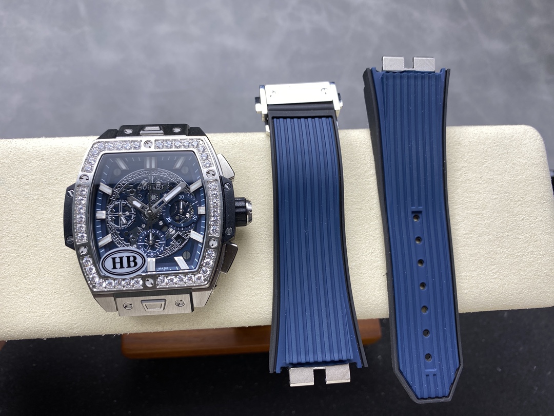 Hublot Spirit of Big Bang Chronograph 42mm 642.OE.2010.RW.1204