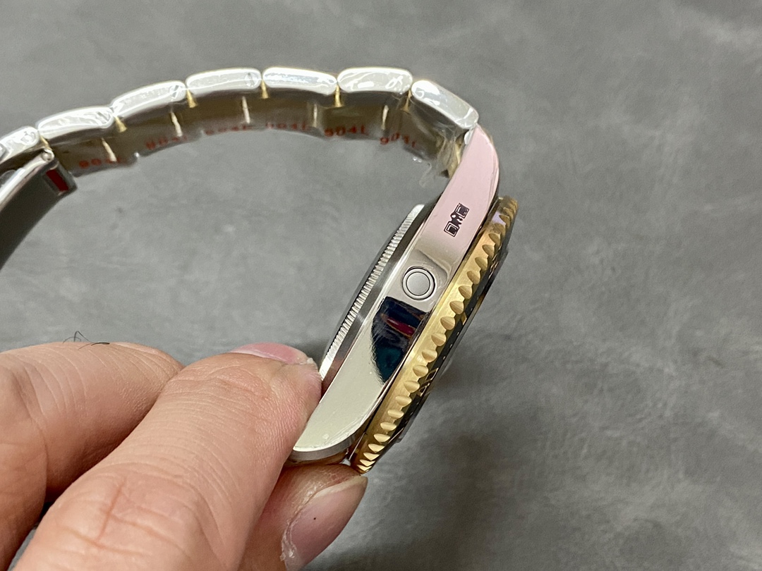 Rolex Sea Dweller Black Dial Oyster Bracelet 126603 0001 Men's Watch