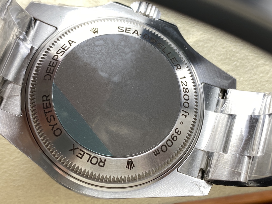 Rolex Sea-Dweller Deepsea 136660 0005 Stainless Steel Black Blue Dial 44MM Mens Replica Watch