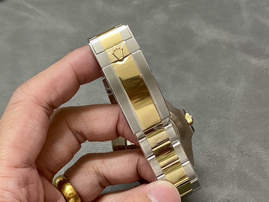 Rolex Sea Dweller Black Dial Oyster Bracelet 126603 0001 Men's Watch