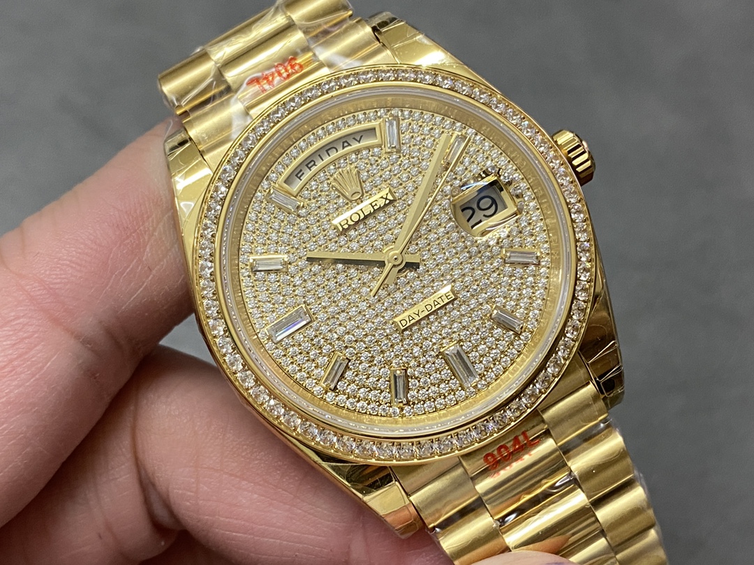 Rolex Day-Date 40 18K Yellow Gold Diamond Paved Dial Diamond m228348rbr 0037