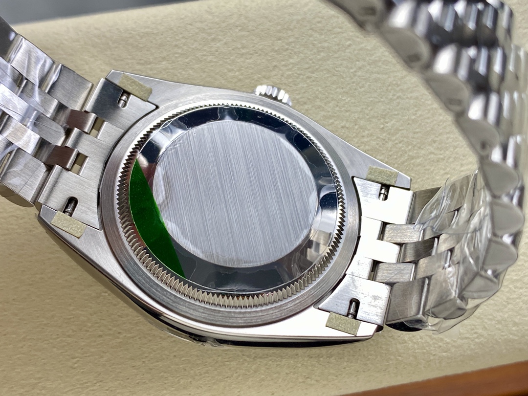 Rolex Datejust 126234 Fluted Bezel Black Diamond Dial 36MM Unisex Replica Watch