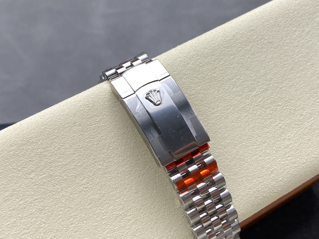 Rolex Datejust 126234 Fluted Bezel Black Diamond Dial 36MM Unisex Replica Watch