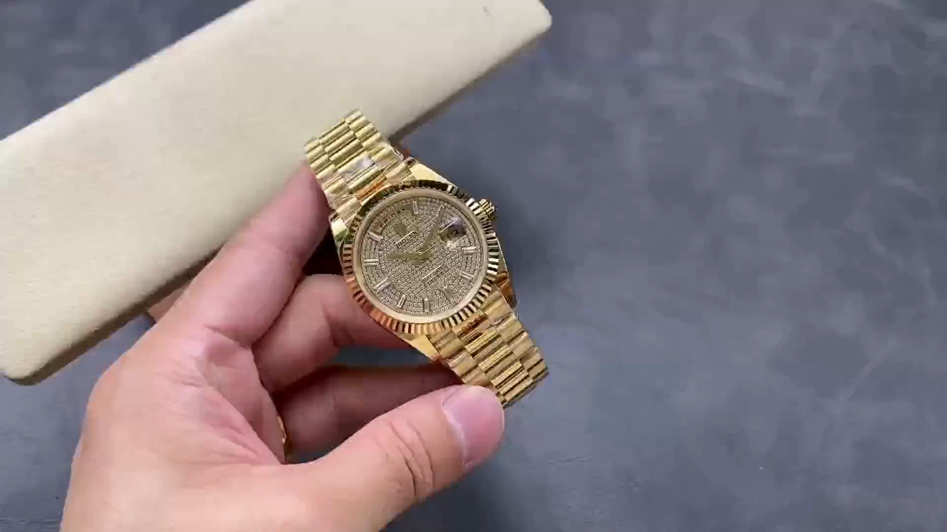 Rolex Day Date 40 Yellow Gold Pave Diamond Dial M228238 0054 Men's Watch