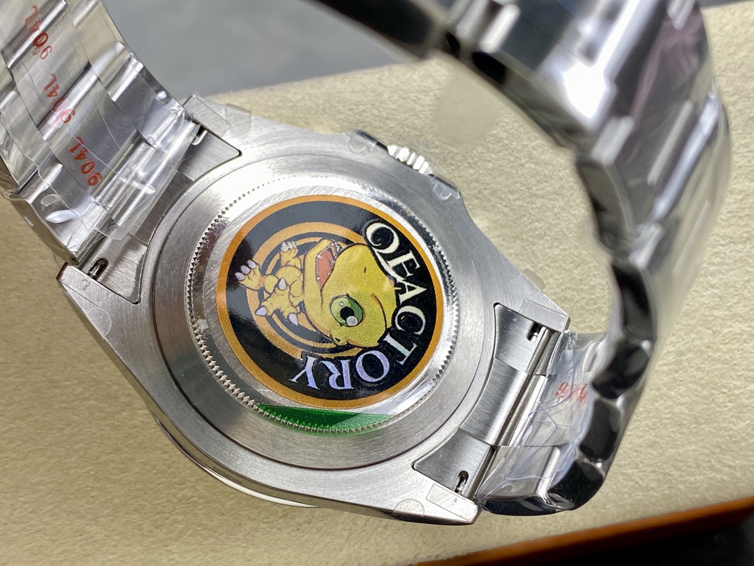 Rolex Explorer II m226570 0001 Stainless Steel White Dial 42MM Mens Replica Watch