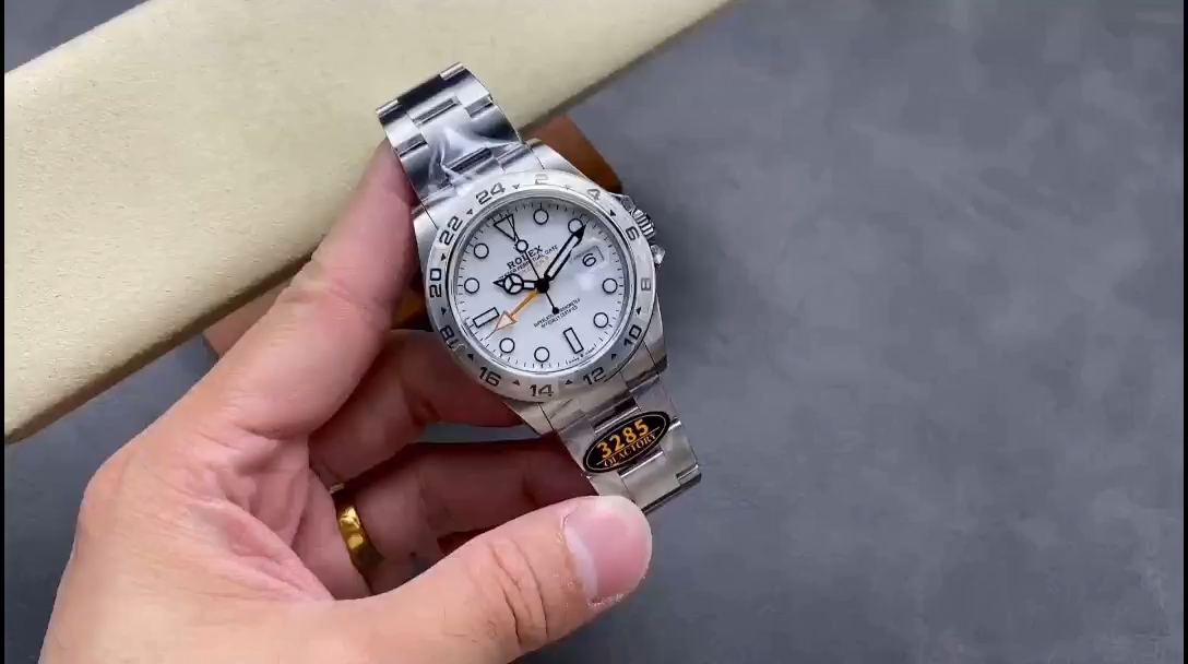 Rolex Explorer II m226570 0001 Stainless Steel White Dial 42MM Mens Replica Watch