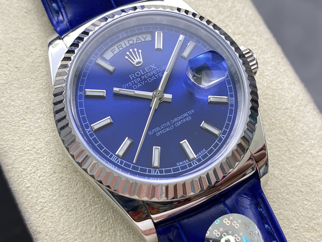 Rolex Day Date 36mm White Gold Fluted Bezel 118139 0004 Blue Index