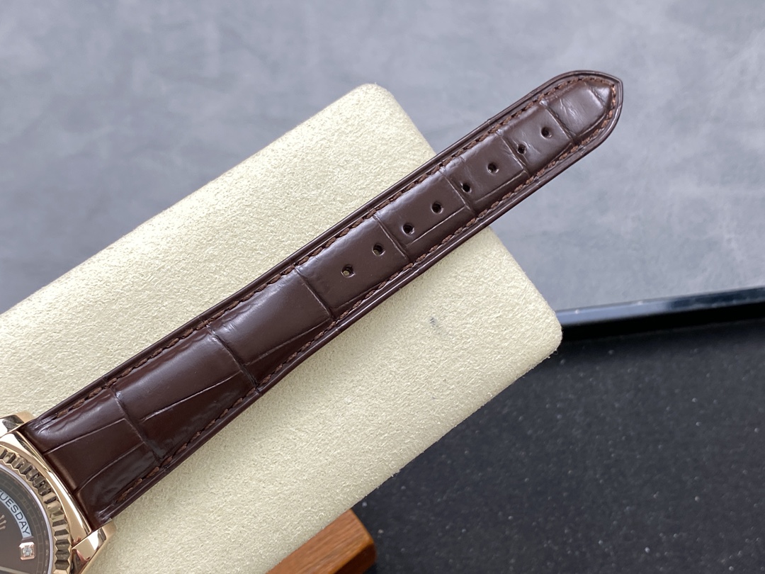 Rolex Day Date 36 Everose Diamond Chocolate 118135 0020 Watch