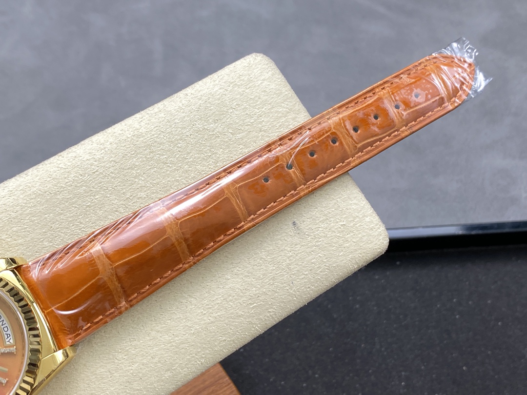 Rolex Day-Date 128238 Fluted Bezel Carnelian dial 36MM Unisex Replica Watch