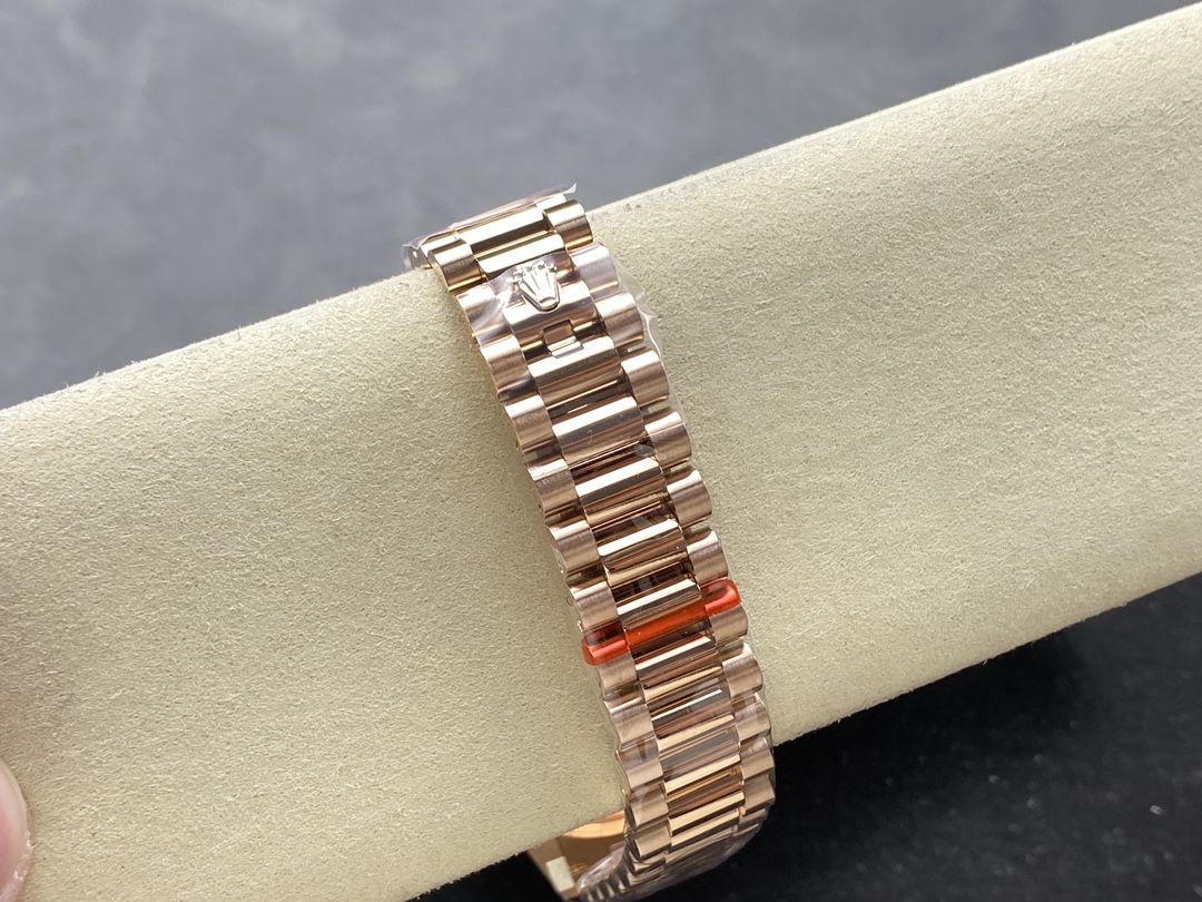 Rolex Day Date 36mm 128345RBR 0042 Diamond Paved Dial President Watch