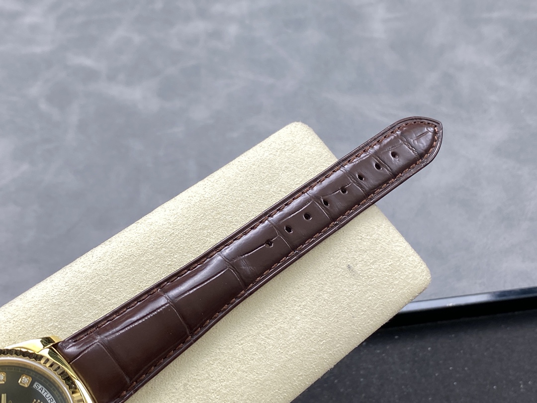 Rolex Day Date 118138 0020 Yellow Gold Diamond Ruby 36 mm