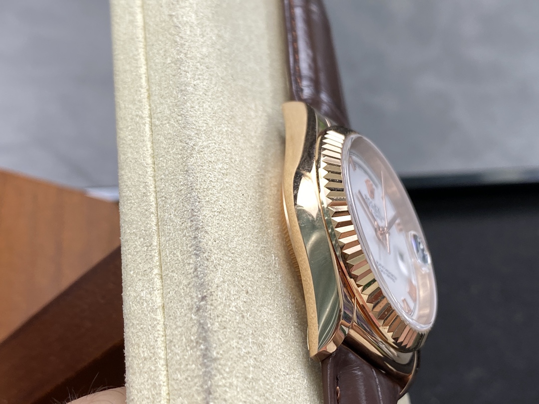 Rolex Day Date 36 White Dial 118135 0064 Brown Leather Watch