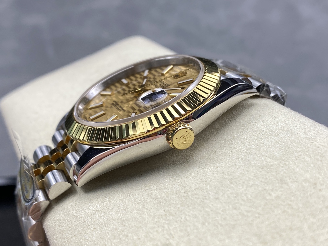 Rolex Datejust 126233 Champagne Motif dial Fluted Bezel 36MM Unisex Replica Watch