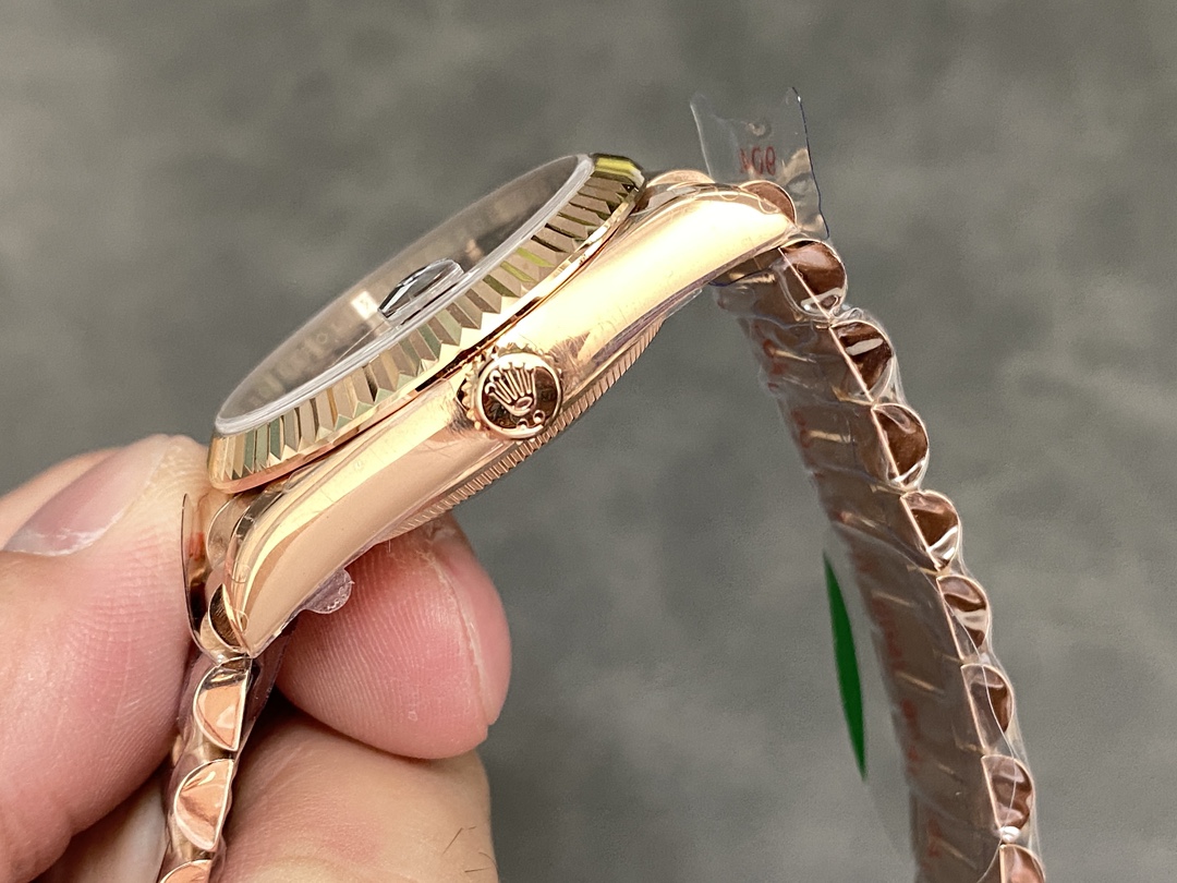 Rolex Day Date 128235 0075 Brown Ombré Roman Dial 36mm