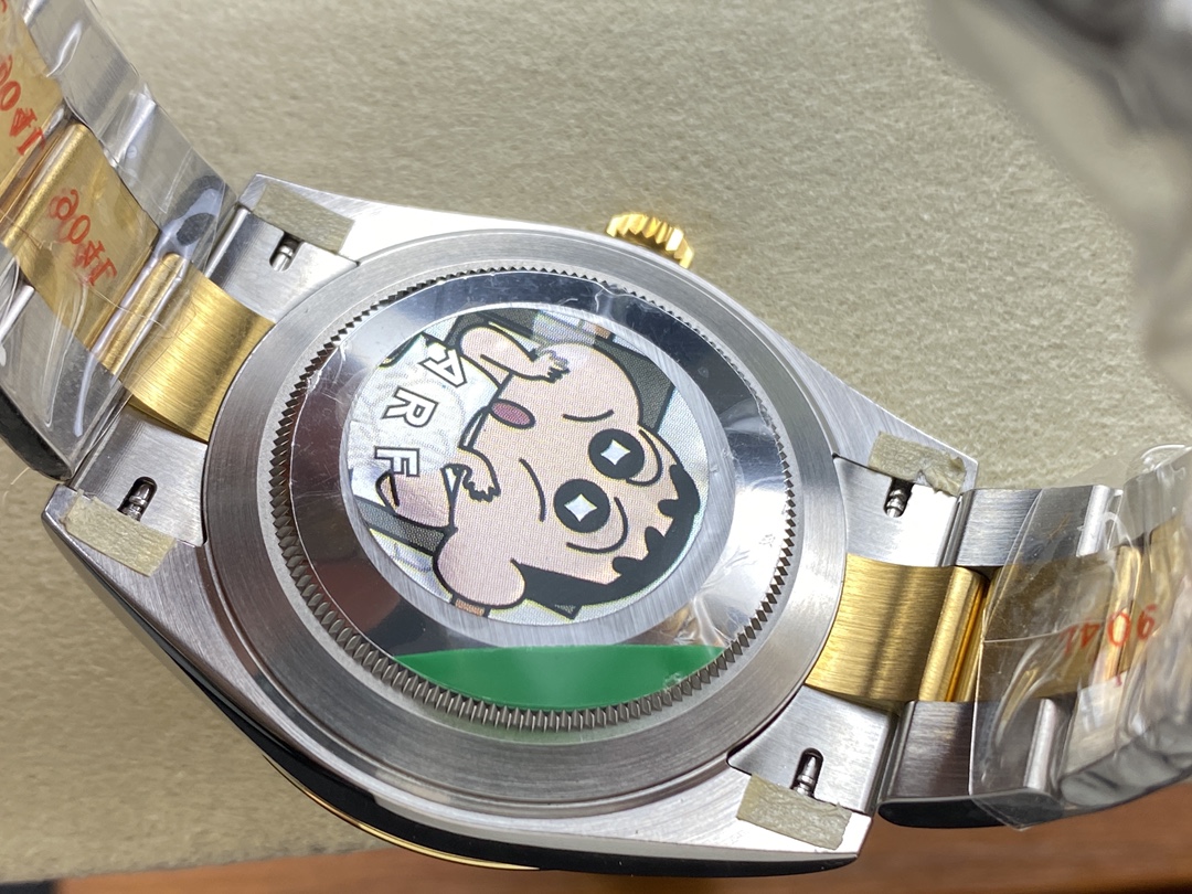 Rolex Datejust 126333 0009 Champagne Index Oyster 41mm Two Tone Steel