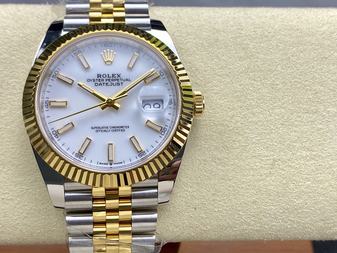 Rolex Datejust 126333 0016 White Index Jubilee 41mm Two Tone Steel