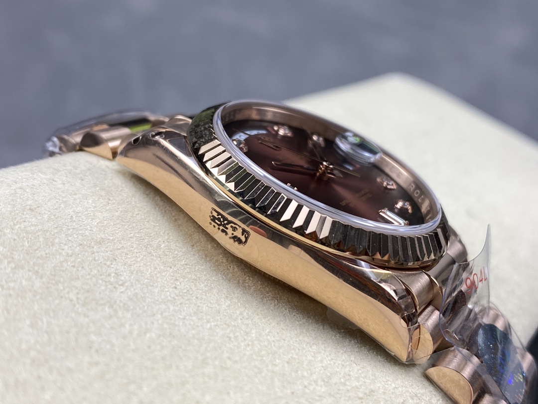 Rolex Day-Date 128235 Everose Gold Brown Ombre Diamond Dial 36MM Unisex Replica Watch