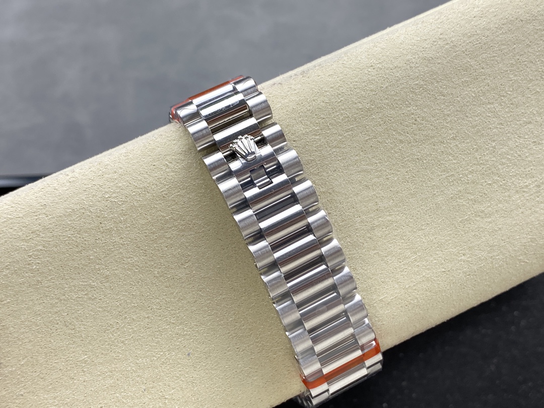 Rolex Day-Date 228396TBR 0030 Ice Blue Dial Platinum Diamond Bezel 40mm Mens Replica Watch