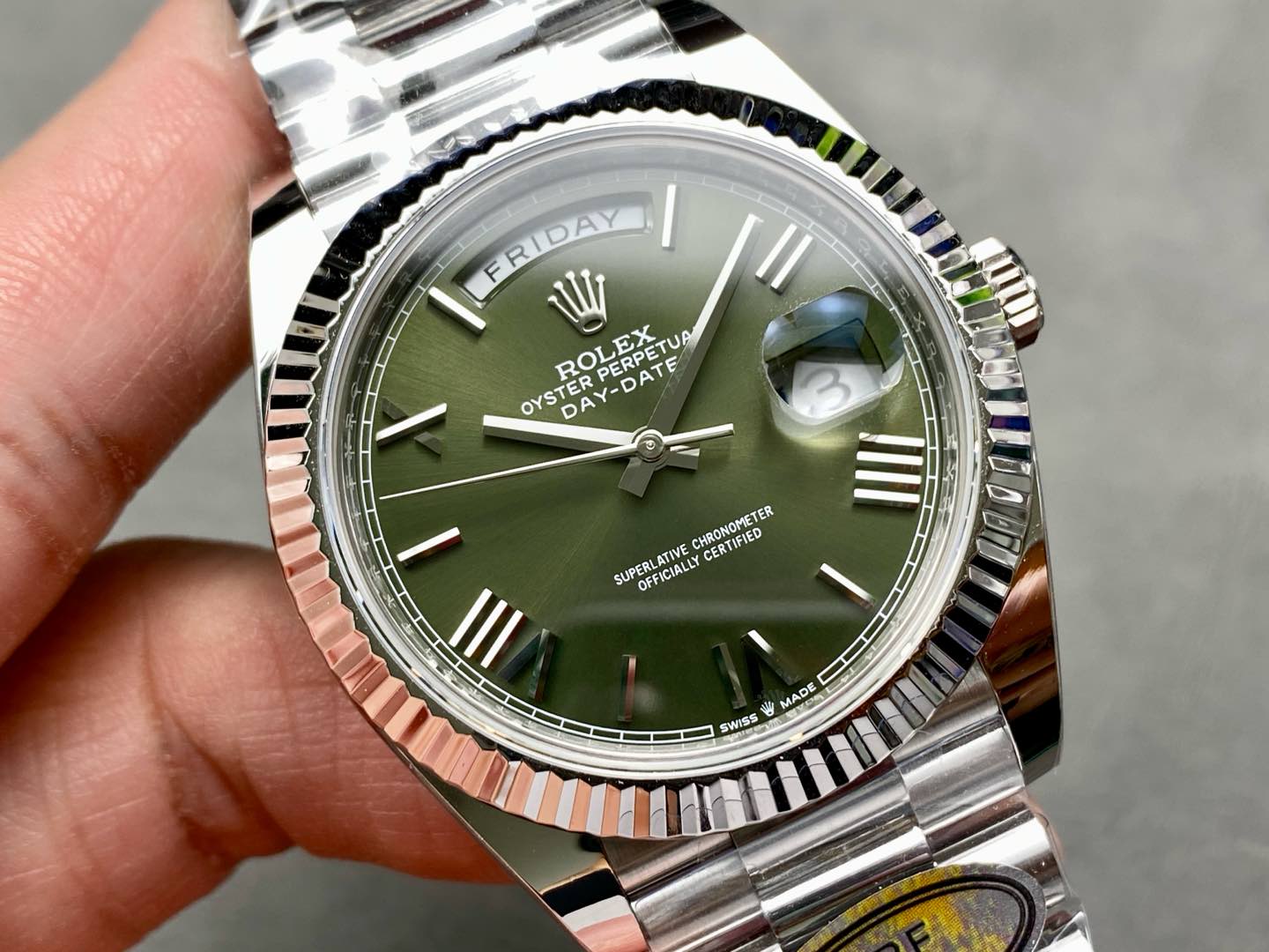 Rolex Day-Date 228239 Green Roman Dial Fluted Bezel 40mm Mens Replica Watch