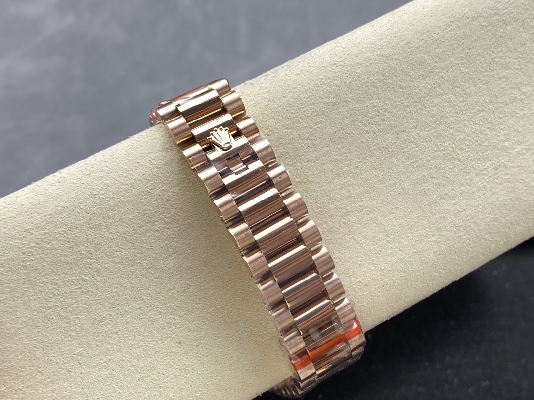 Rolex Day Date Oyster 36 mm Everose Gold Diamonds Bezel M128345RBR 0068