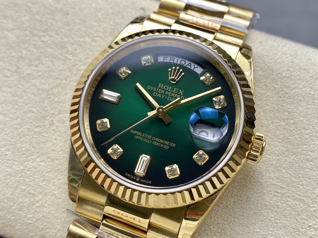 Rolex Day-Date 128238 Fluted Bezel Green Diamond Dial 36MM Unisex Replica Watch