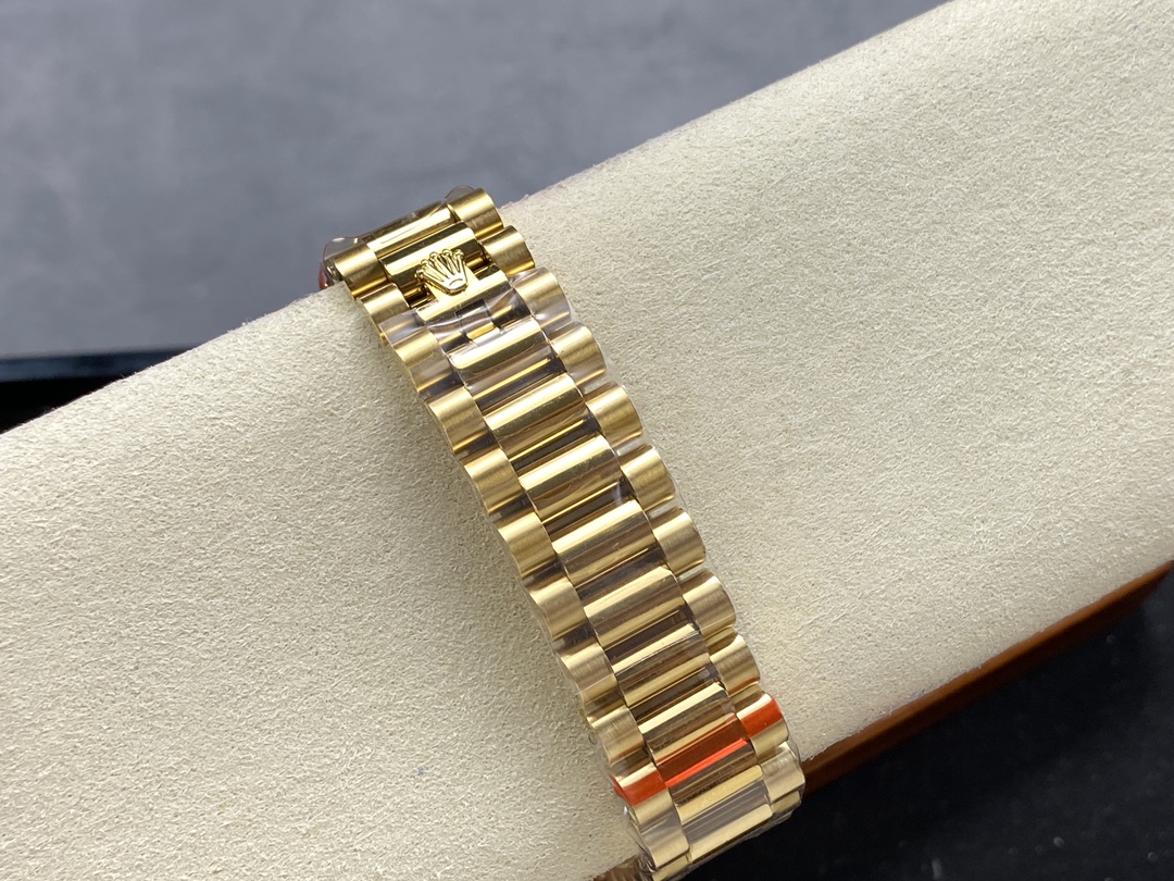 Rolex Day Date 36 Yellow Gold Champagne Dial Diamond Bezel m128348rbr 0026