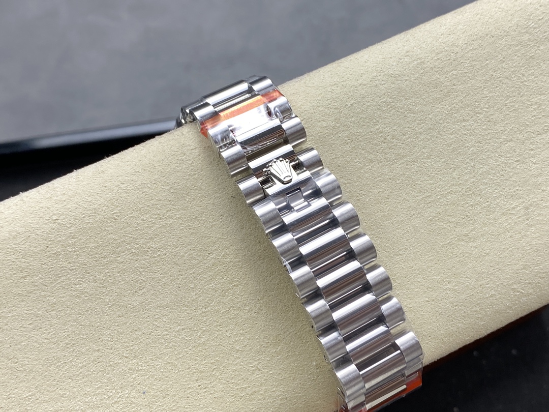 Rolex Day Date 36 Pink Roman m128236 0006