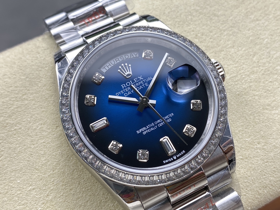 Rolex Day-Date 128349RBR 0010 Blue Ombre Dial Diamond Bezel 36MM Unisex Replica Watch