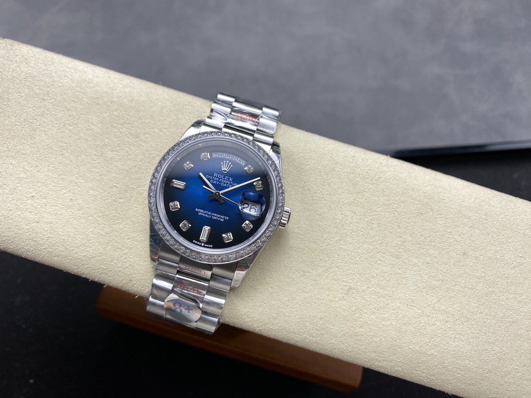 Rolex Day-Date 128349RBR 0010 Blue Ombre Dial Diamond Bezel 36MM Unisex Replica Watch