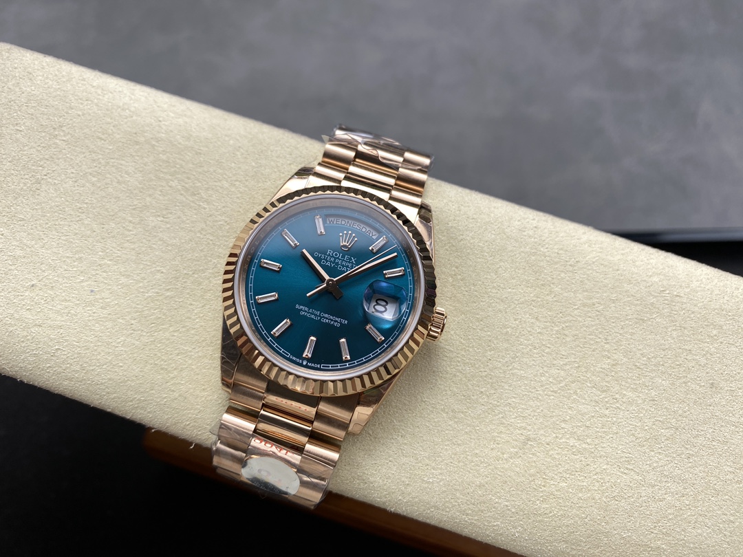 Rolex Day Date Oyster 36 mm Everose Gold Blue Green Dial M128235 0085