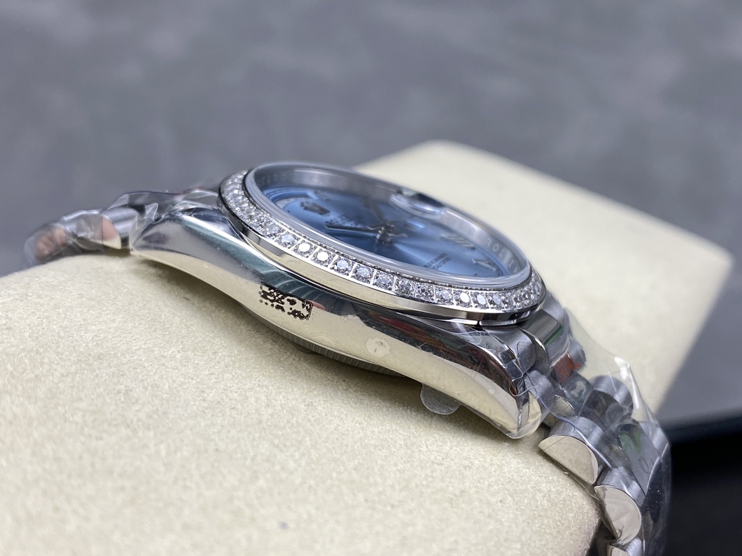 Rolex Day Date 36 Diamond Bezel Ice Blue Roman Dial m128396tbr 0019