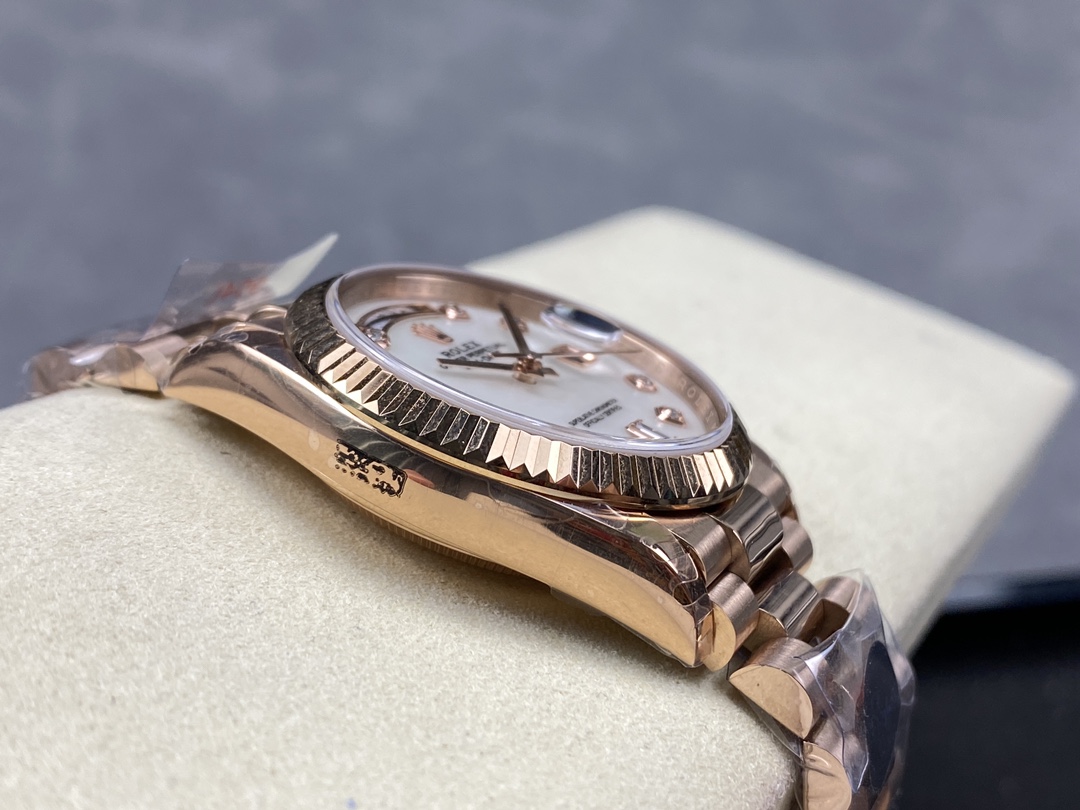 Rolex Day-Date 128235 Everose Gold MOP Dial 36MM Unisex Replica Watch