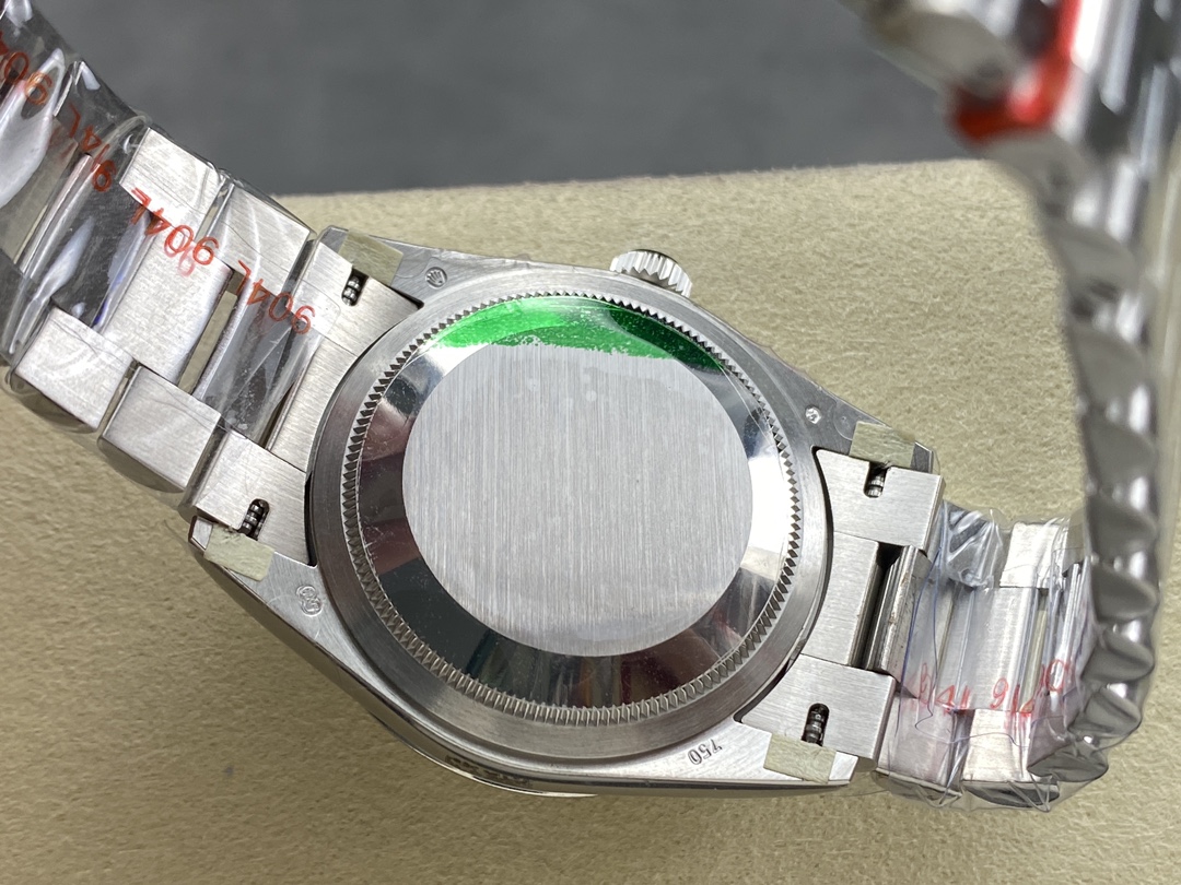 Rolex Day-Date 128239 0005 White Gold Silver Index Dial 36MM Unisex Replica Watch