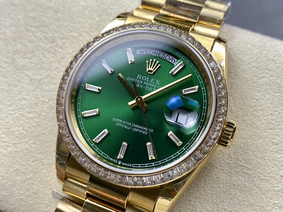 Rolex Day Date 36mm Green Dial Diamond-Set Bezel President Bracelet m128398tbr 0035