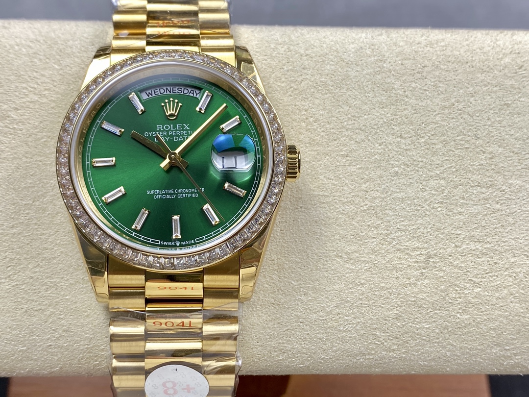 Rolex Day Date 36mm Green Dial Diamond-Set Bezel President Bracelet m128398tbr 0035