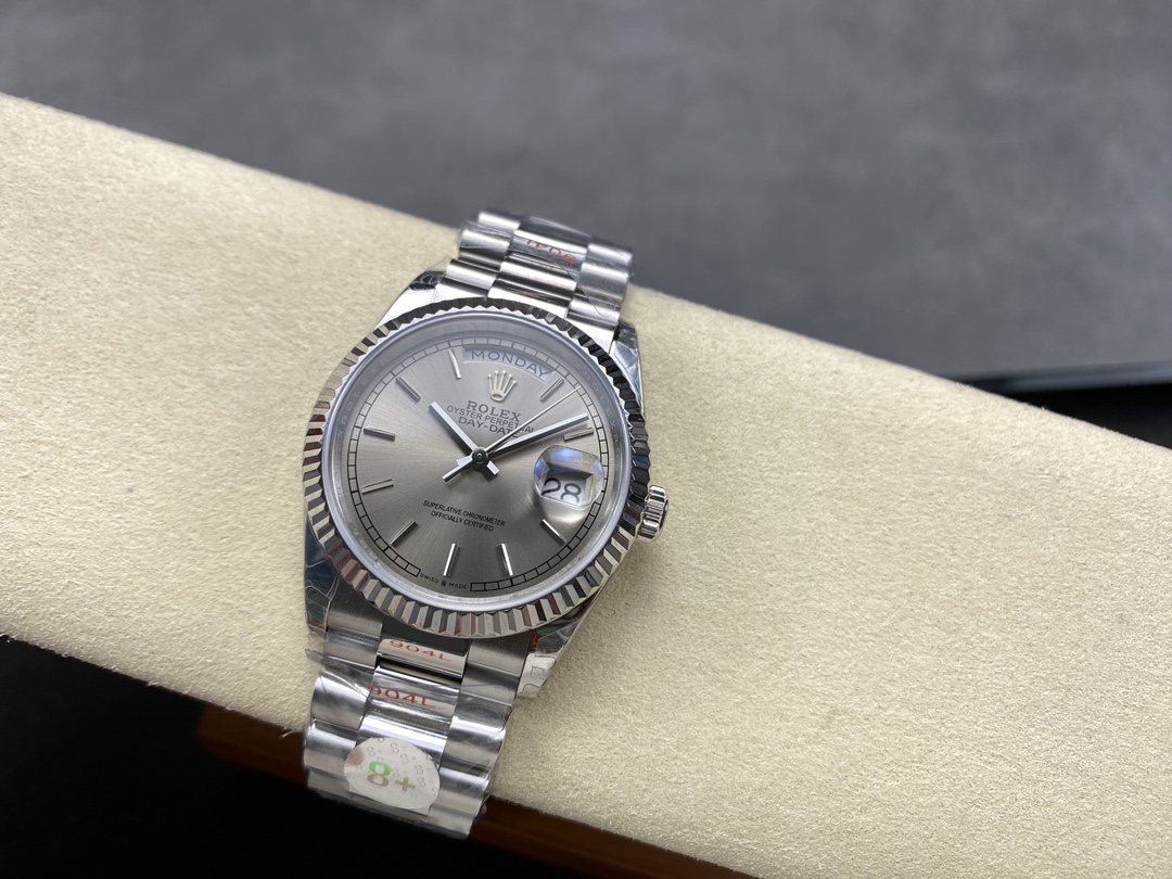 Rolex Day-Date 128239 0005 White Gold Silver Index Dial 36MM Unisex Replica Watch