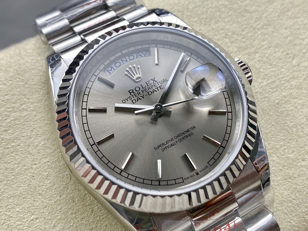 Rolex Day-Date 128239 0005 White Gold Silver Index Dial 36MM Unisex Replica Watch