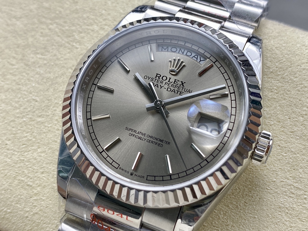 Rolex Day-Date 128239 0005 White Gold Silver Index Dial 36MM Unisex Replica Watch