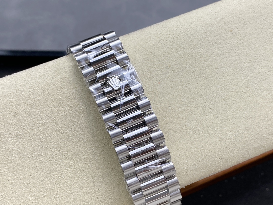 Rolex Day Date 40 White Gold Blue Ombre Dial M228236 0024