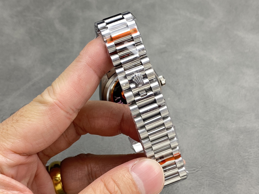 Rolex Day Date 36 Fluted Bezel Platinum Bracelet 128236 0009