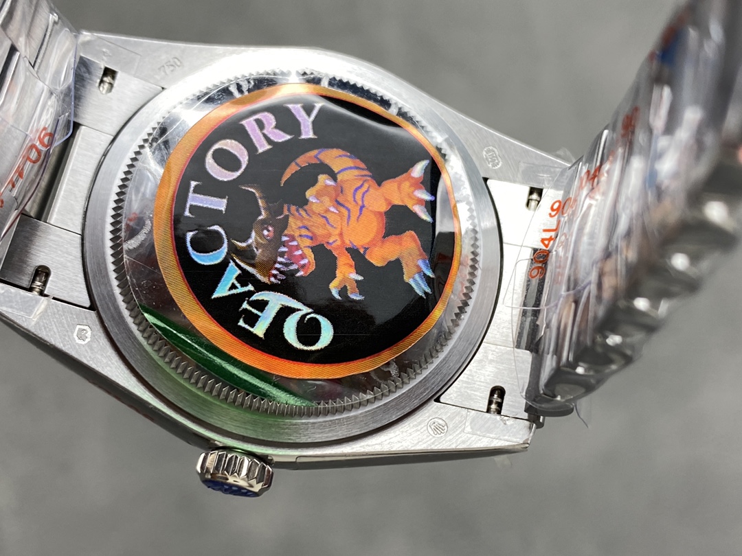 Rolex Day-Date 128239 Blue Ombre Diamond Dial 36MM Unisex Replica Watch