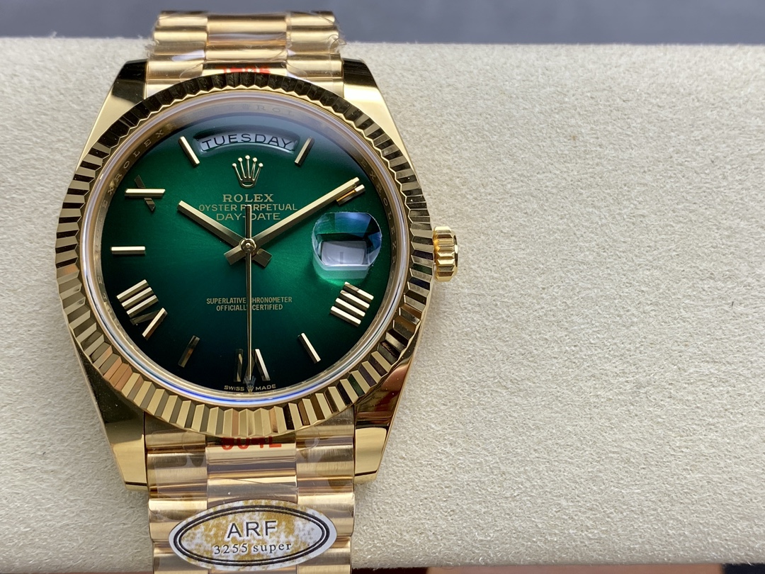 Rolex Day Date 40 Yellow Gold Green Ombre Dial M228238 00691