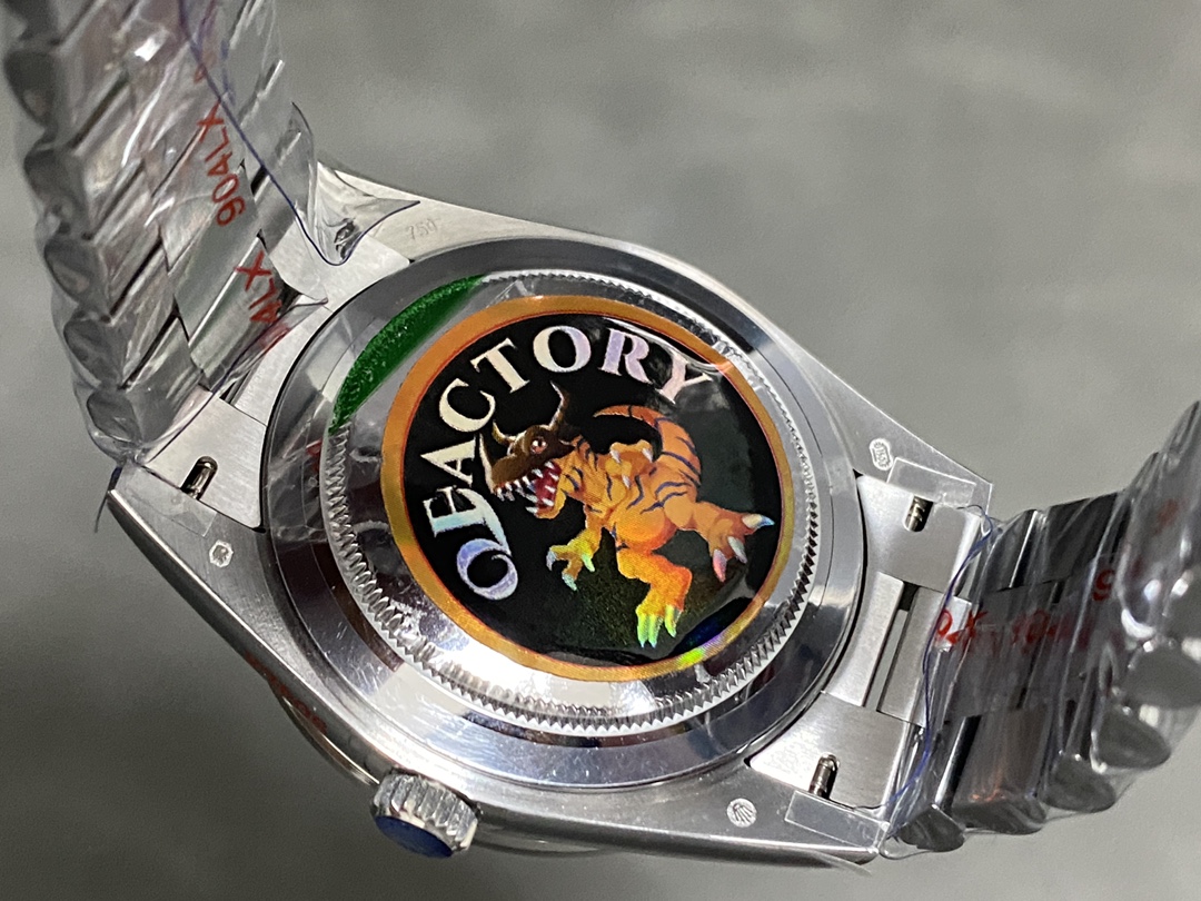 Rolex Day-Date 228396TBR Ice Blue Diamond Dial Diamond Bezel 40mm Mens Replica Watch