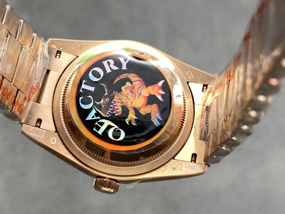 Rolex Day-Date 228235 Sundust Index Dial Fluted Bezel 40mm Mens Replica Watch