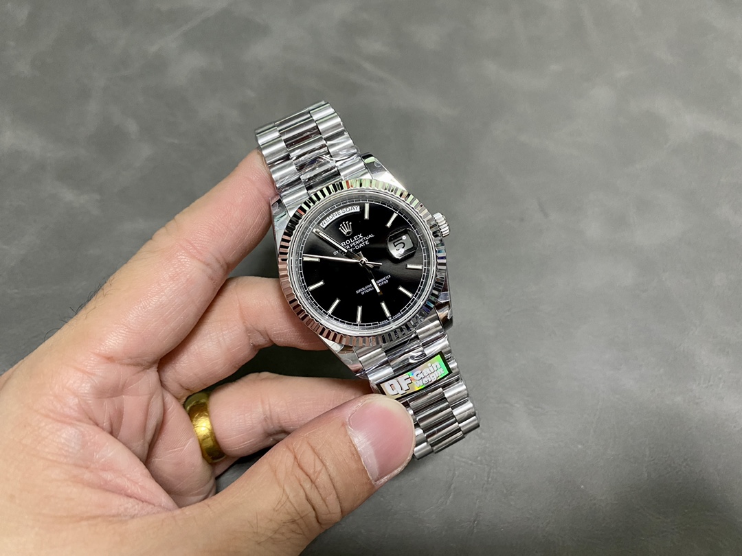 Rolex Day Date 40 Platinum Black Dial M228236 0003 Men's Watch