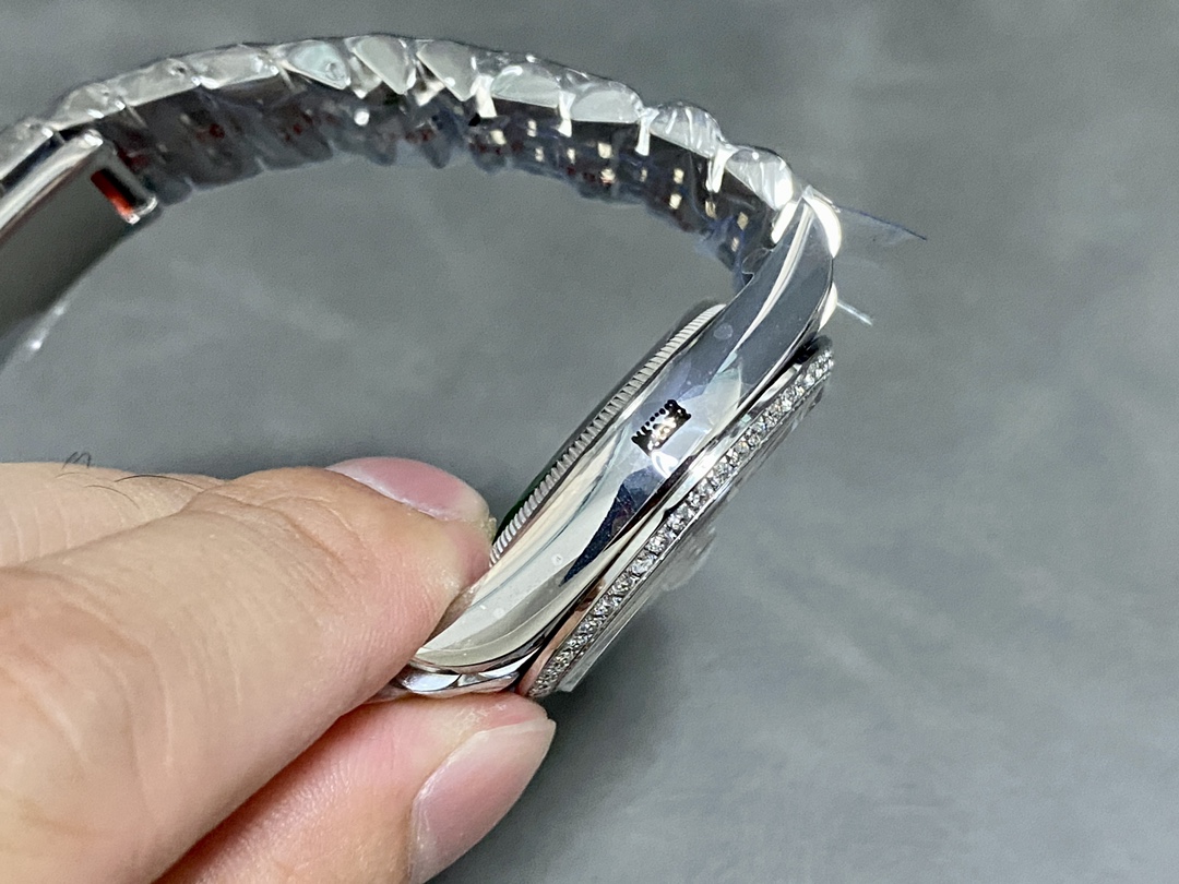 Rolex Datejust 36mm Stainless Steel White Roman Jubilee m126284rbr 0017